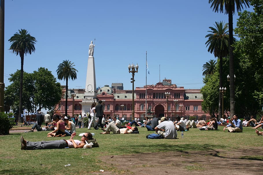 argentina, buenos aires, plaza 2 de mayo, casa rosada, park, people, rest, lying people, buildings, tree