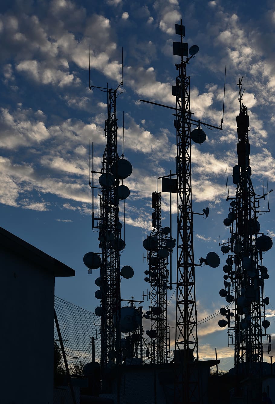 torres, communications, sky, clouds, repeater, wave, structure, antennas, backlight, technology