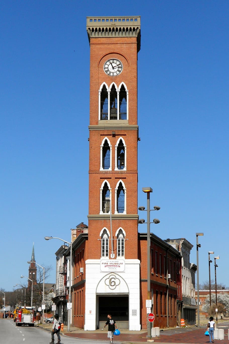Baltimore, Maryland, estación de bomberos, torre del reloj, edificio, arquitectura, histórico, cielo, nubes, exterior