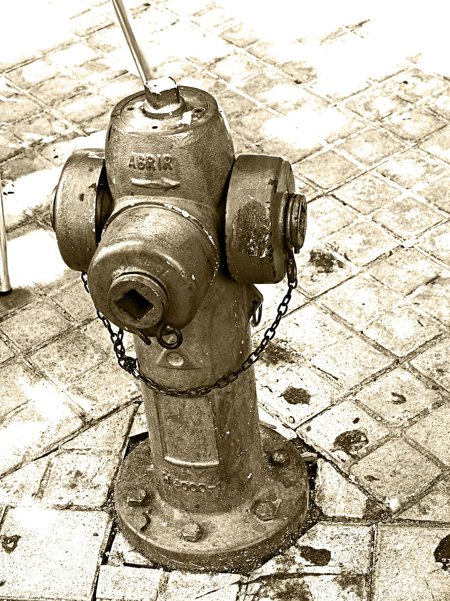 Hydrant, Iron, Firefighter, urban, bank and black, old, metal, steel, water, fire hydrant
