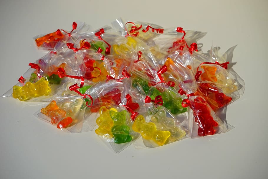 gummi bears, packed, sachets, mitbringsel, cellophane, fruit gums, bear, sweetness, colorful, color
