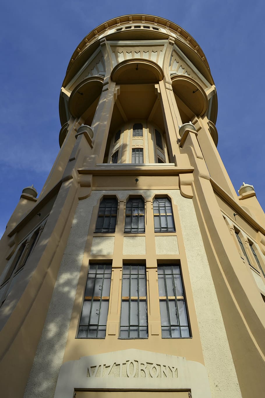 tower, water tower, building, budapest, architecture, building Exterior, low angle view, built structure, window, sky