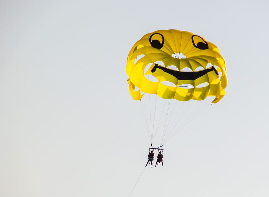 Paracaídas, parapente, amarillo, globo, sonrisa, cielo, deporte, actividad, vacaciones, recreación