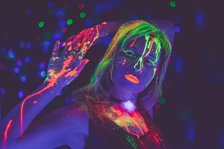 gadis, klub, pesta, neon, fosfor, glow in the dark paint, cat fosfat, cat neon, untuk berpendar, fluoresensi