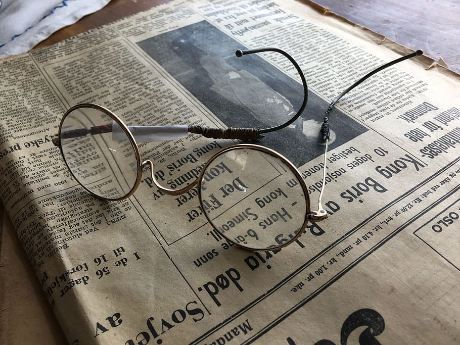 안경, 낡은 안경, 신문, 오래 된, 복고풍, 빈티지, 종이, 본문, 통신, 높은 각도보기