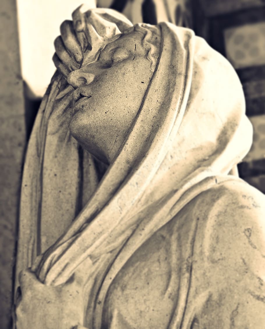 religious figurine, cemetery, grave, tombstone, figure, tomb figure, sculpture, statue, stone figure, rock carving