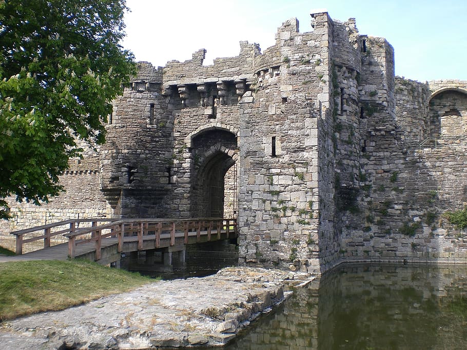 gray, concrete, brick castle gate, Beaumaris, Castle, Anglesey, Wales, beaumaris, castle, united kingdom, fortress architecture