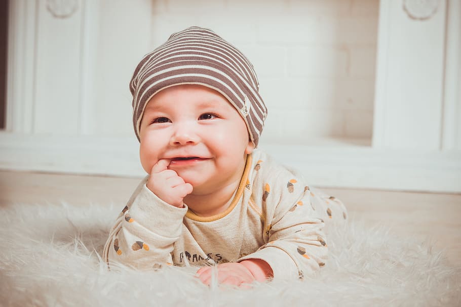 baby, finger, mouth, babe, smile, newborn, small child, slider, boy, person