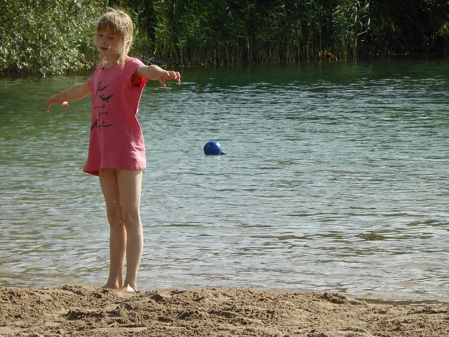 girl, child, sand, play, water, beach, lake, warm, summer, fun