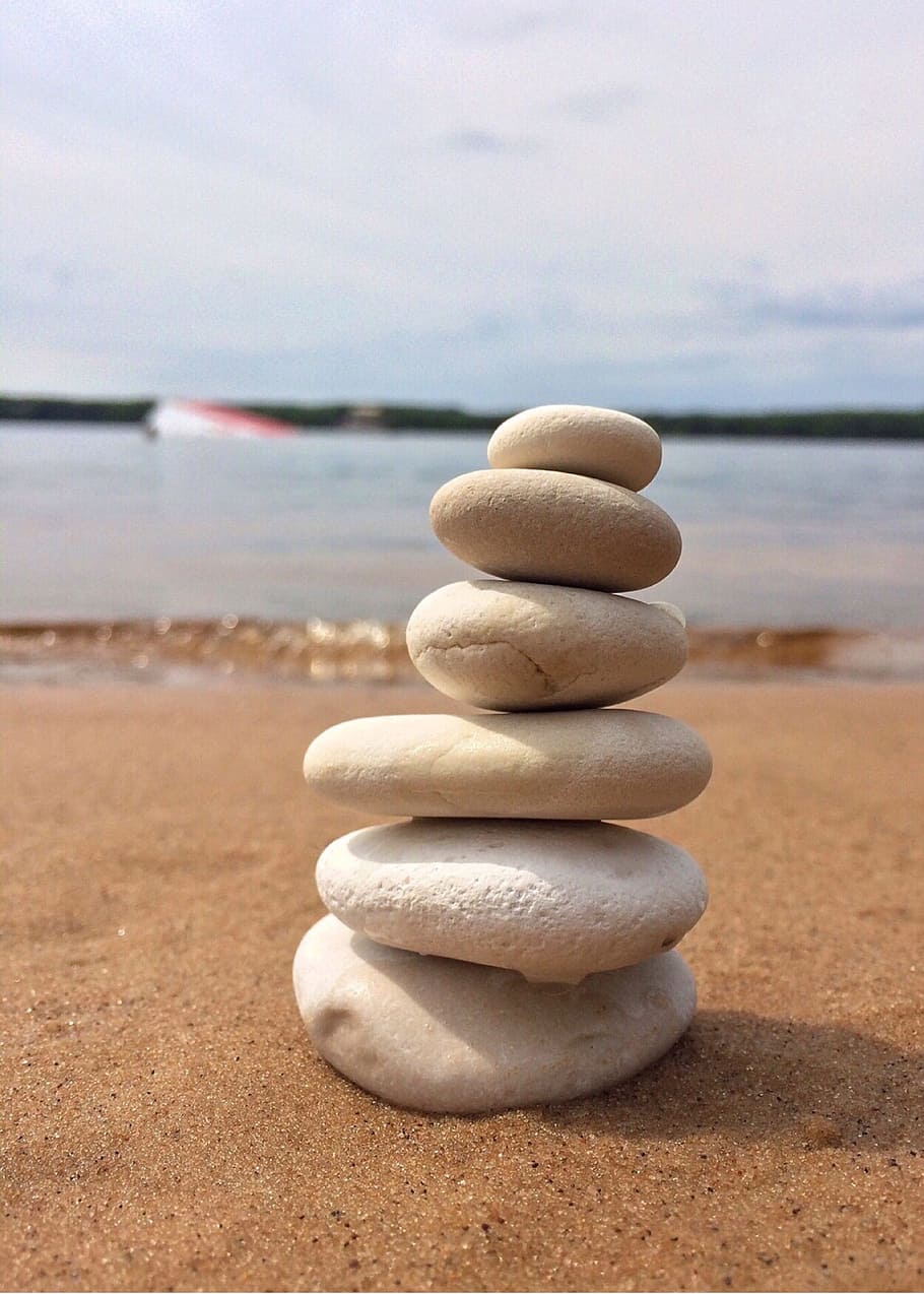 Empilhados, Pedras, Equilíbrio, Zen, Pedra, tranquilo, pilha, praia, seixo, foco em primeiro plano