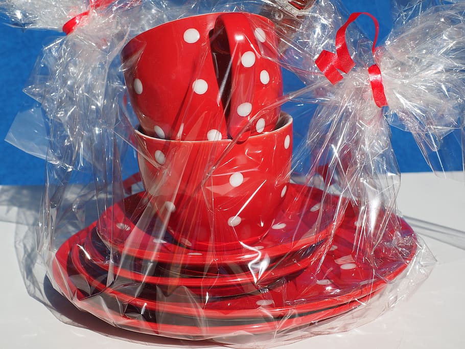 red, white, ceramic, mugs, t, dot pattern, gift, mitbringsel, birthday present, wedding gift