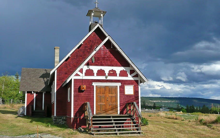 赤, れんが造りの家, 暗い, 雲, 教会, 雷雨, 空, カナダ, ブリティッシュコロンビア州, アレクシスクリーク