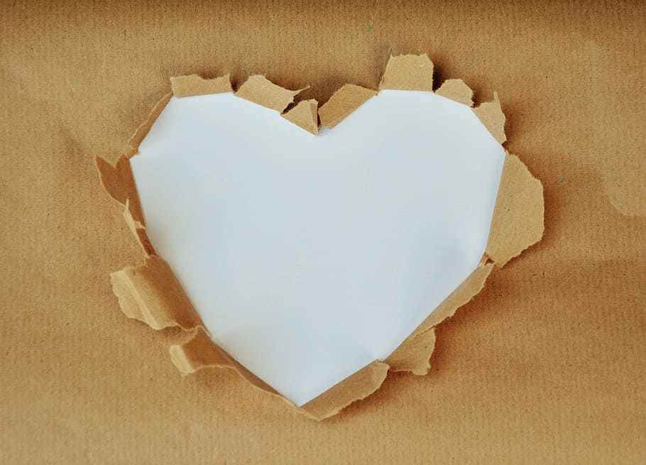 heart artwork, copy space, heart, white heart, text box, paper, wrapping paper, by heart, white, love