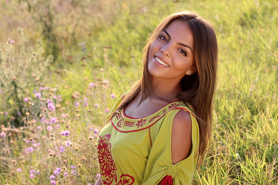 woman, wearing, green, red, cold-shoulder scoop-neck, top, girl, grass, nature, in the evening