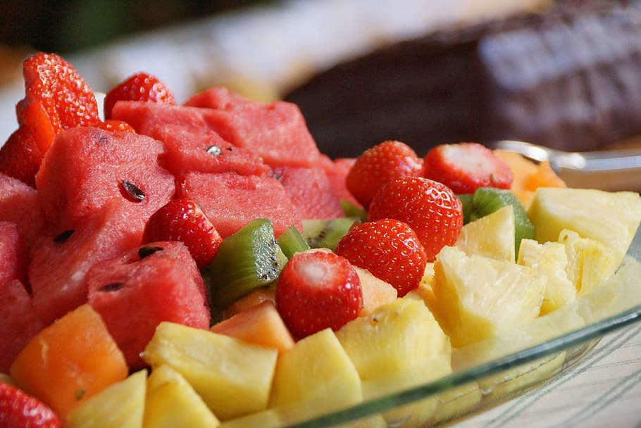 sliced, strawberry, pineapple, glass plate, Fruit, Watermelon, Kiwi, Strawberries, vegan, dish
