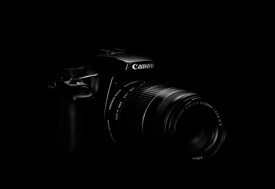 Câmera, fotografia, câmera em uma câmera, fundo preto, cor preta, ninguém, arma, close-up, dentro de casa, câmera - equipamento fotográfico