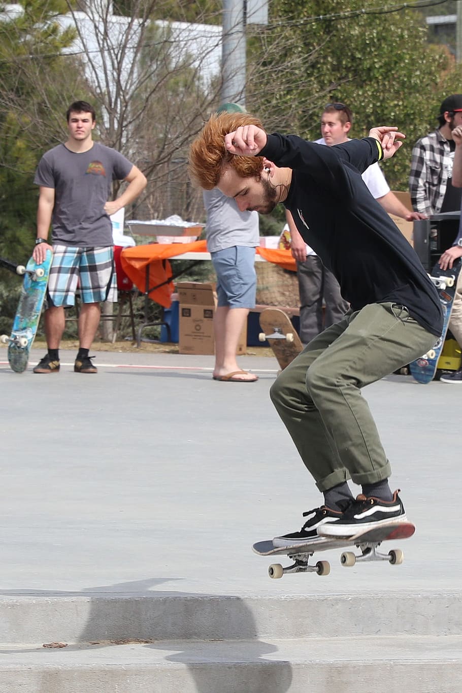 fun, skate, skateboard, action, sport, full length, men, leisure activity, group of people, casual clothing