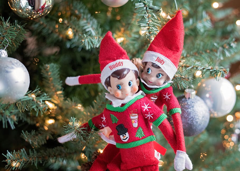 selective, focus photo, silver baubles, elf on a shelf, christmas, elf, winter, happy, celebration, holiday