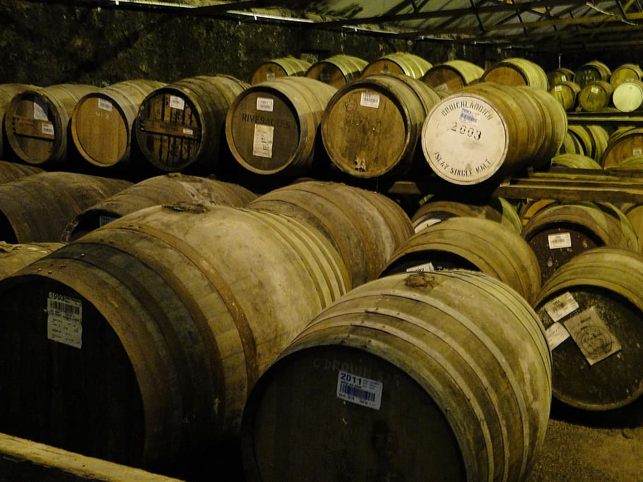whisky, barrels, islay, wooden barrels, keller, stock, alcohol, barrel, winery, wine