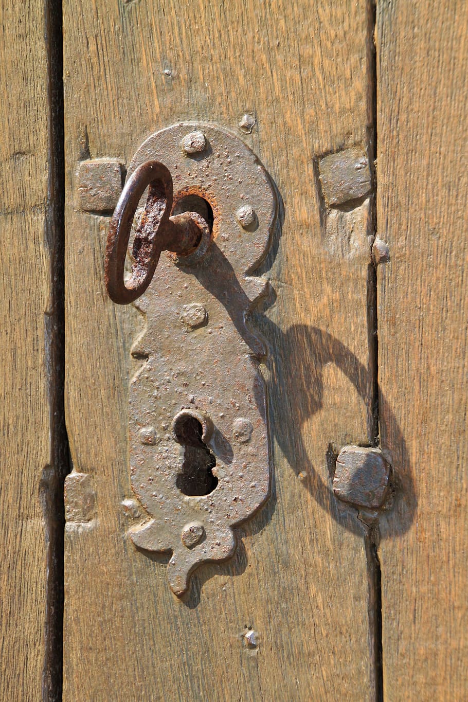 Llave, orificio de llave, óxido, hierro, guarniciones, cerraduras, cerradura de la puerta, metal, viejo, grano
