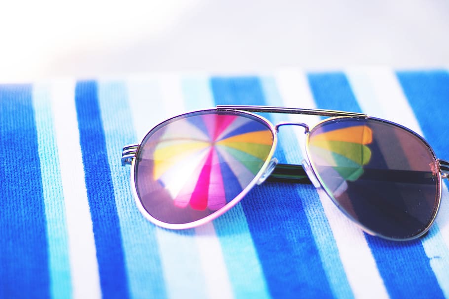 óculos de sol de verão, toalha de praia, vários, férias, feriados, verão, viagem, óculos de sol, moda, acessórios pessoais