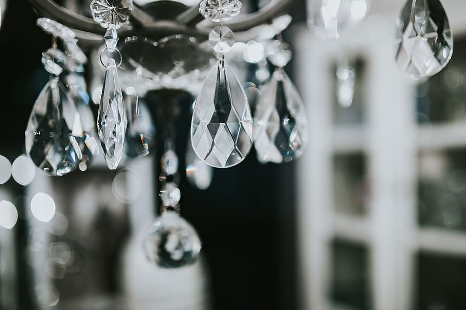 interior, home, decor, beautiful, rich, Elegant, hanging, close-up, crystal, focus on foreground