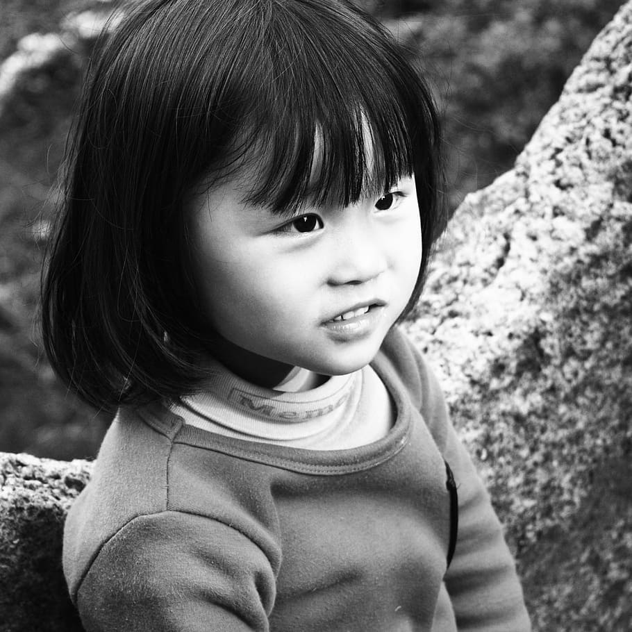 子供 黒と白 女の子 アジア 顔 肖像画 ボブのヘアスタイル 子供時代 一人 無実 Pxfuel