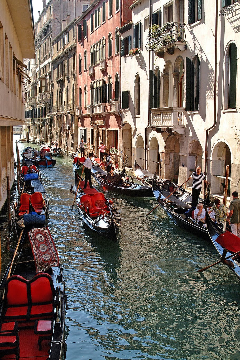 ヴェネツィア, ゴンドラ, ロマンス, 水路, 大運河, 船, 公共交通機関, 水上タクシー, イタリア, ゴンドラ-伝統的なボート