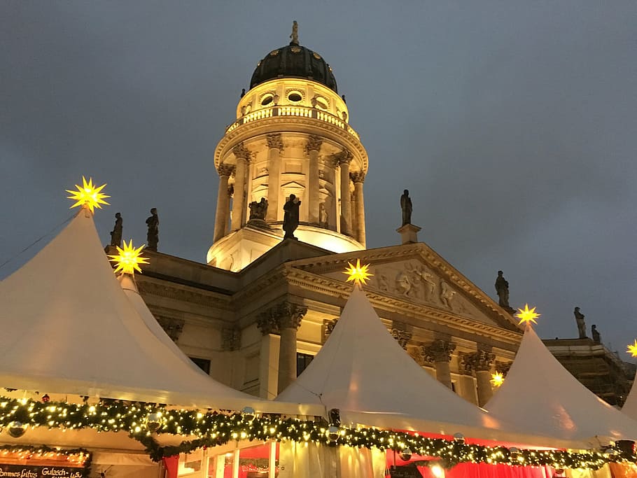 yellow, brown, painted, house, gendarmenmarkt, christmas market, german, market, berlin, winter