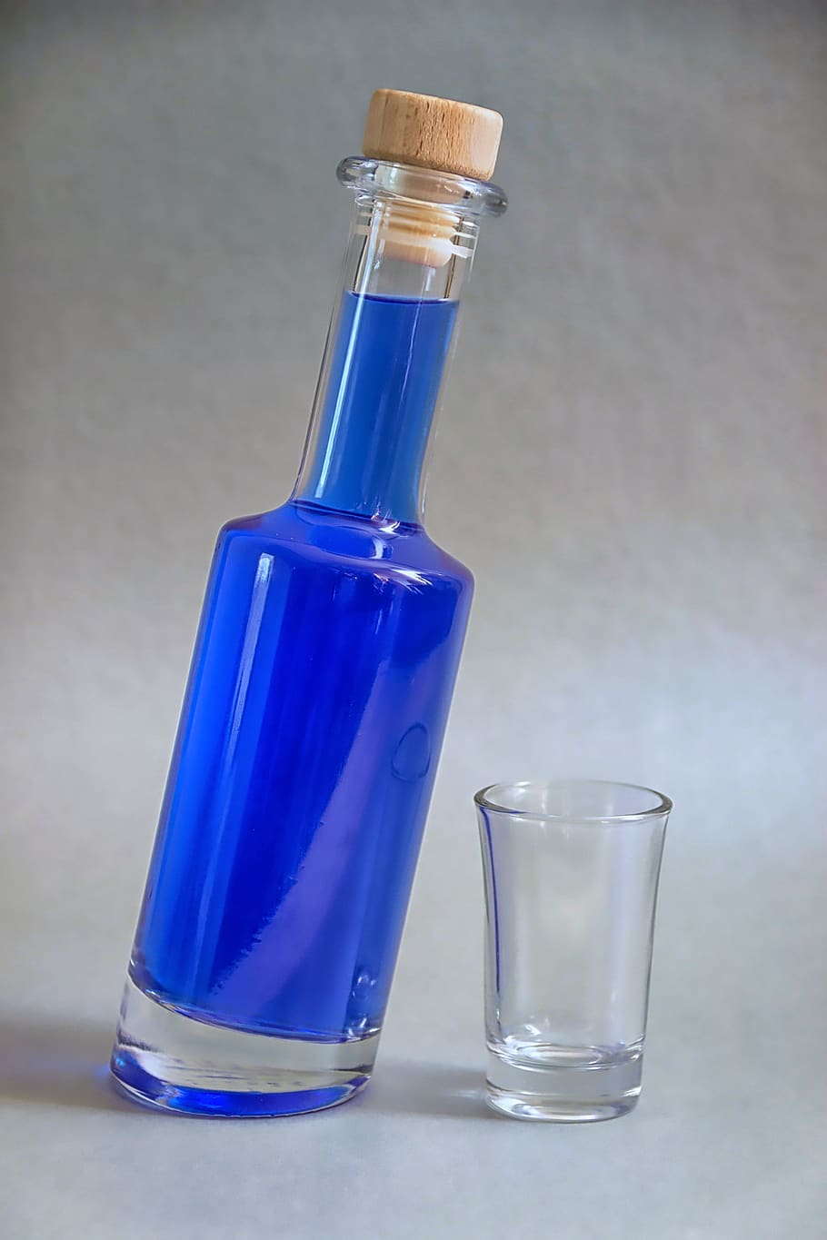 minum, botol, biru, miring, kaca, masih hidup, koktil, biru curacao, perayaan, cair
