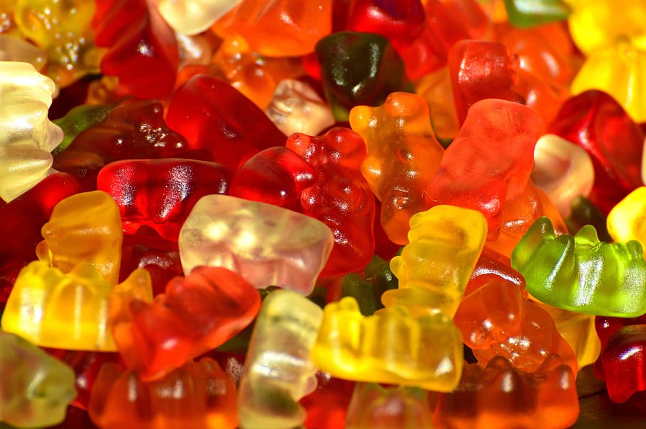 assorted-color gummy bears, gummibärchen, colorful, candy, nibble, sweet, gelatin, delicious, gummi bears, food