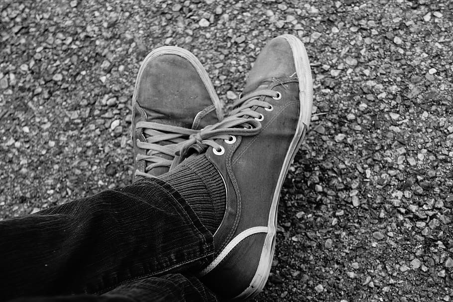 shoes, foot, sneakers, gravel, legs, feet, young, jeans, laces, shoe