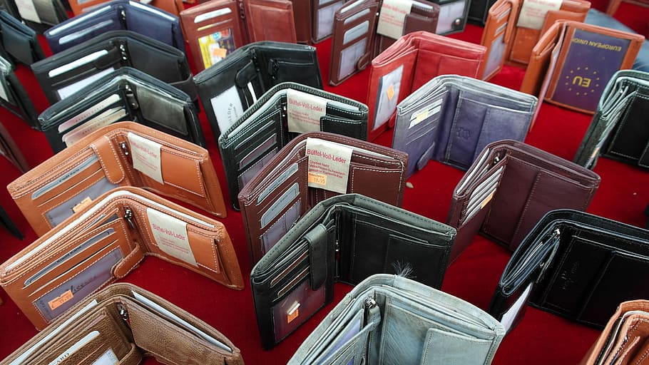 opened bifold wallets, purse, money, wallet, pay, shopping, leather, leather goods, market, mass