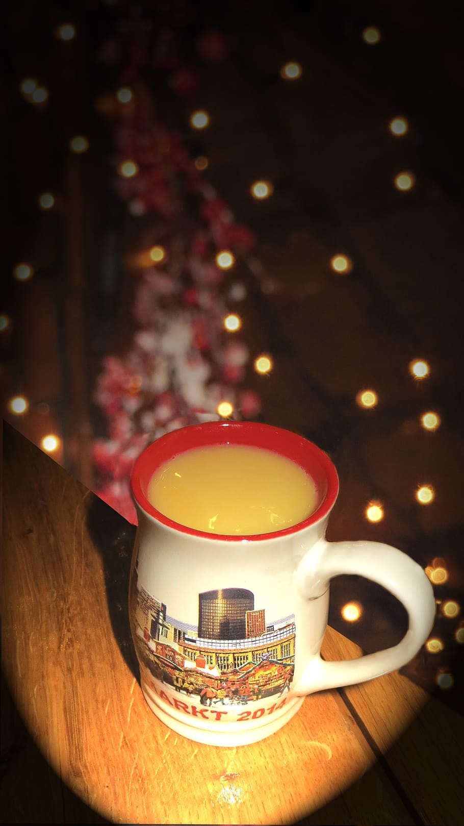 eggnog, christmas market, hot drink, mulled wine stand, cup, lights, benefit from, drink, alcohol, mug