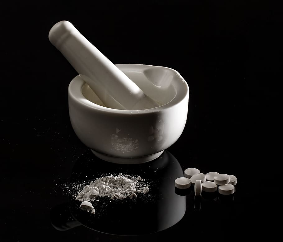branco, cerâmica, almofariz, pilão, volta, pílulas de medicação, almofariz e pilão, medicação, pílulas, farmacêutico