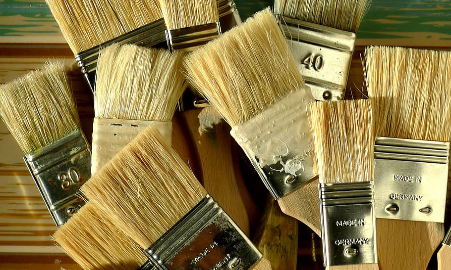 brown, handle, paint brush lot, top, printed, surface, clean paintbrushes, bristle paintbrushes, painting tools, paintbrush