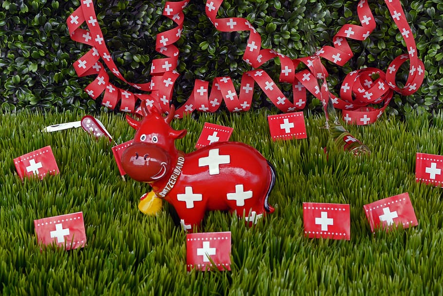 national day, switzerland, celebrate, souvenirs, flag, swiss flag, sac diameter, alphorn, cow, streamer