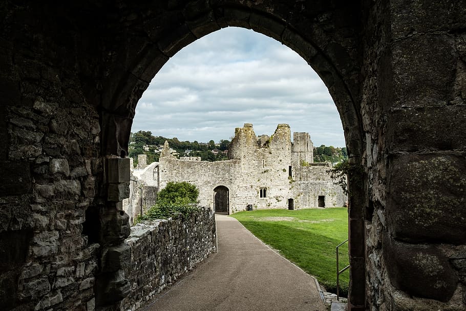 castle, medieval, historical, architecture, wales, chepstow, travel, landscape, history, the past
