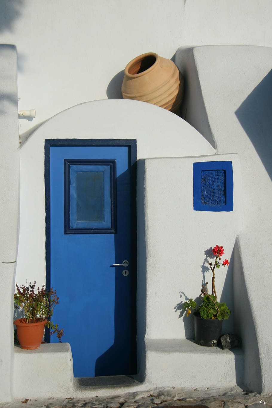 closed, blue, door, white, building, santorini, greek island, cyclades, caldera, white houses