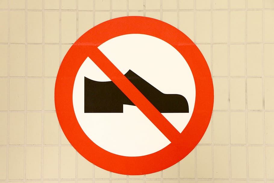 Zapatos, Señal, Escudo, Oferta, Prohibición, orientación, comunicación, rojo, sin gente, día