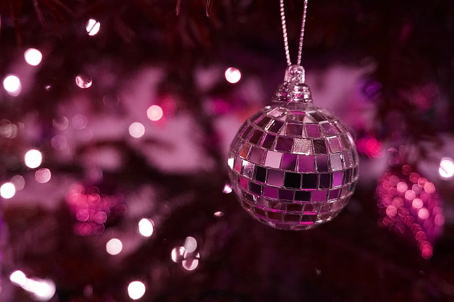 discoball colgante, adorno de navidad, bola de discoteca, bola, tiempo de navidad, deco, decoraciones para árboles, decoraciones de navidad, abeto, fondo