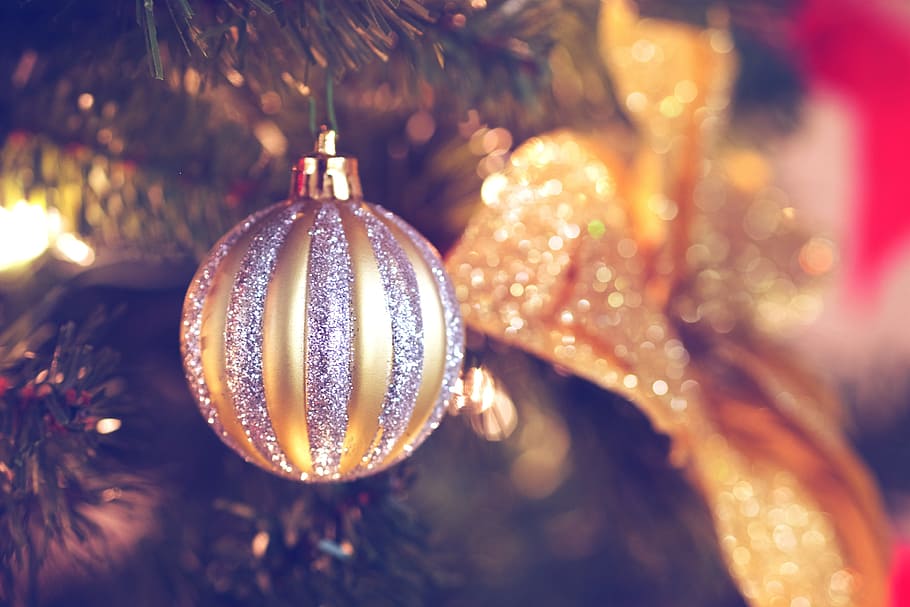 selective, focus photography, christmas bauble, christmas, tree, decorations, ornaments, gold, silver, festive