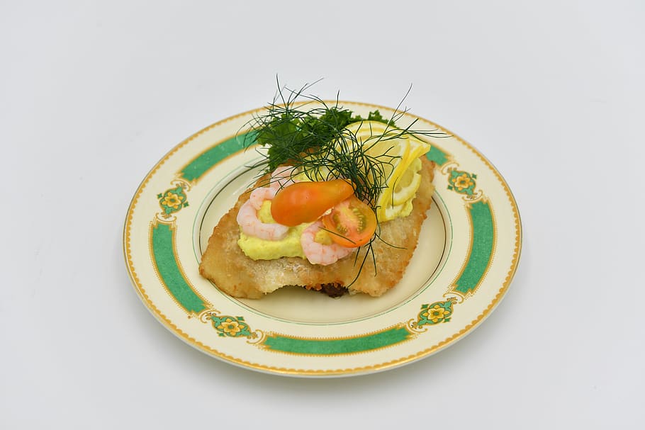 food, dining, delicious, meal, fish fillet, remoulade, lemon, prawns, tomato, open-faced sandwiches