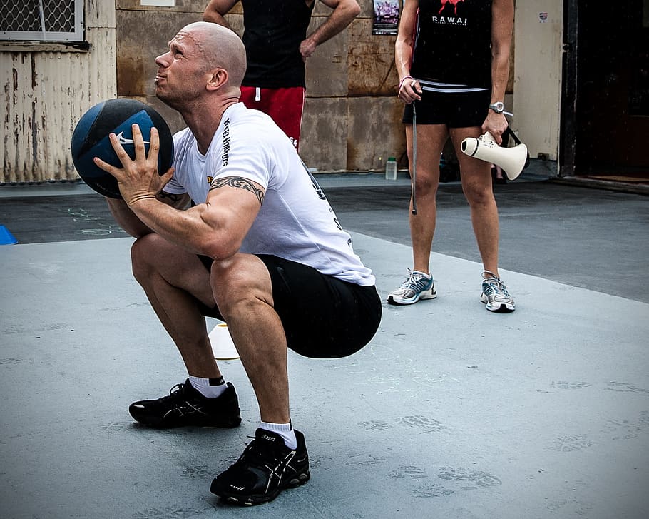 man, squatting, holding, black, medicine ball, Wall Ball, Crossfit, Grunge, personal trainer, fitness