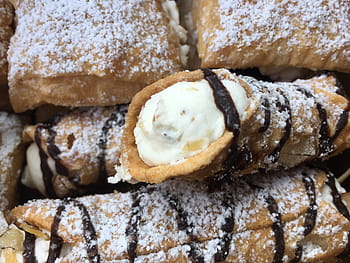 pastry-french-cannoli-puffs-royalty-free