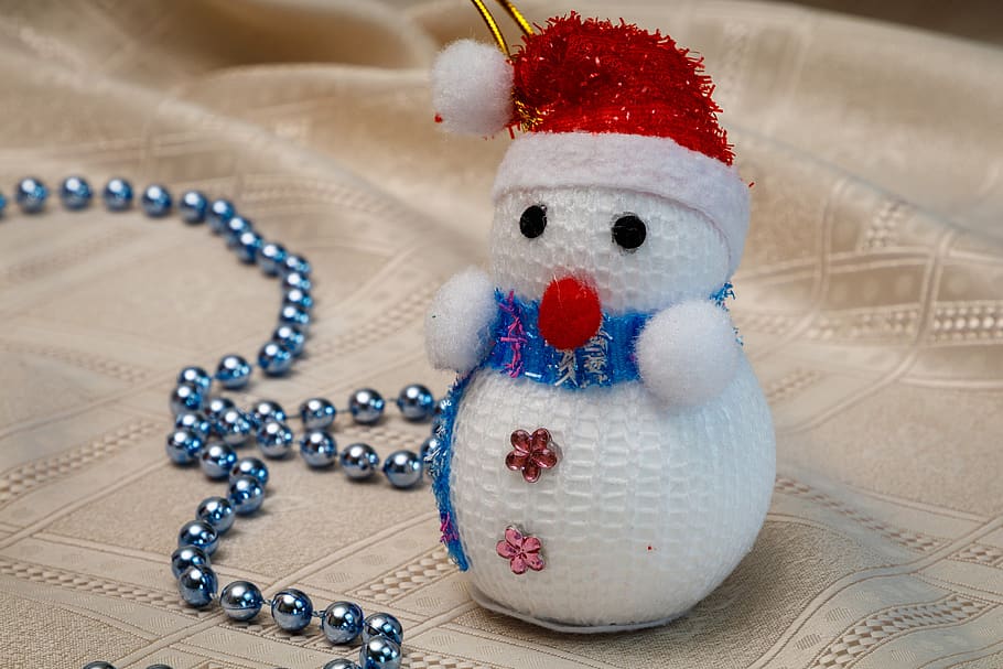 new year's eve, toy, snowman, chaplet, christmas tree toy, jewelry, winter, new year s, christmas pictures, holiday