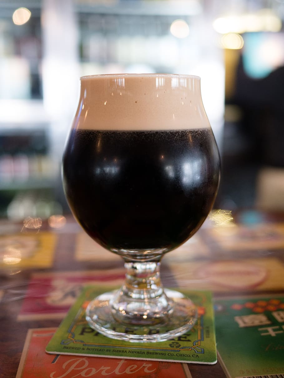 dark beer, stout, glass, bar, bokeh, alcohol, brew, drink, refreshment, food and drink