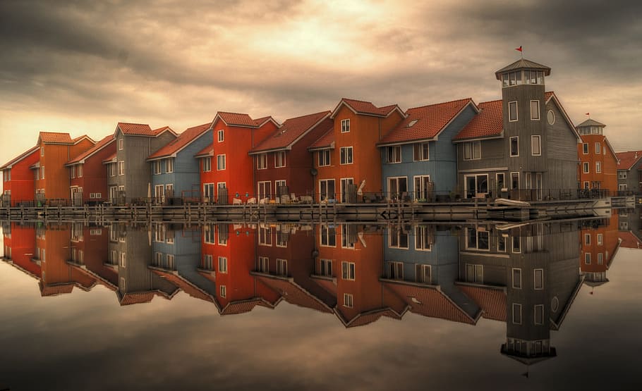 red, blue, house, water photography, row houses, serial houses, houses, reflection, architecture, home
