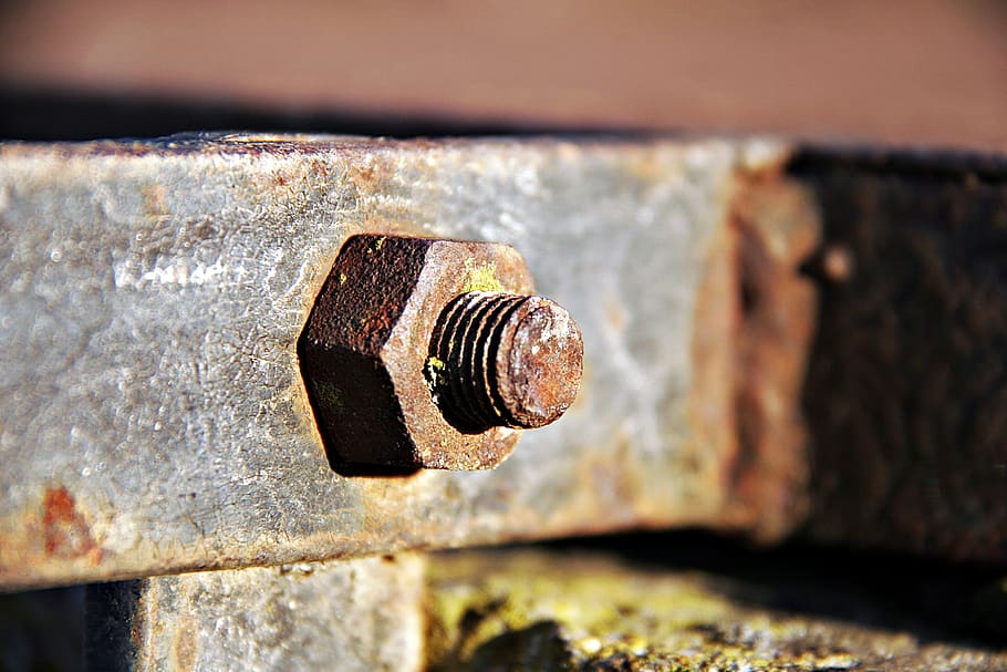 iron, rusty, thread, old, oxide, metal, rusty screw, nut, close-up, focus on foreground