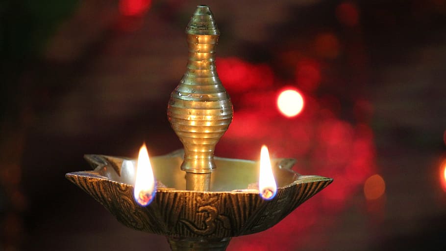 cinza, marrom, suporte de incenso, dois, iluminado, paus de incenso, lâmpada, índia, templo, tradicional